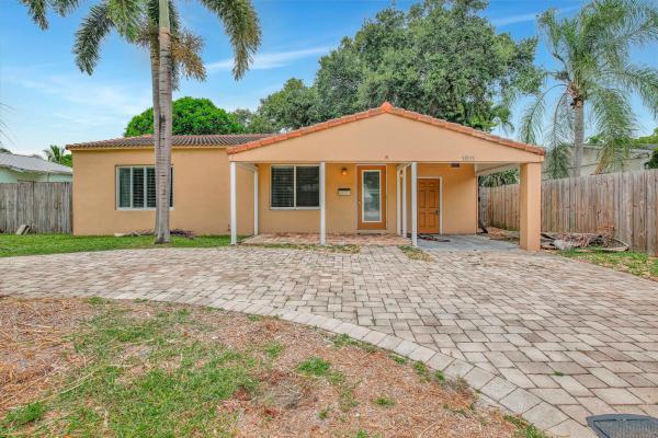 Yellowstone Park, 1811 SW 9th Ave, Fort Lauderdale, Florida 33315, image 1