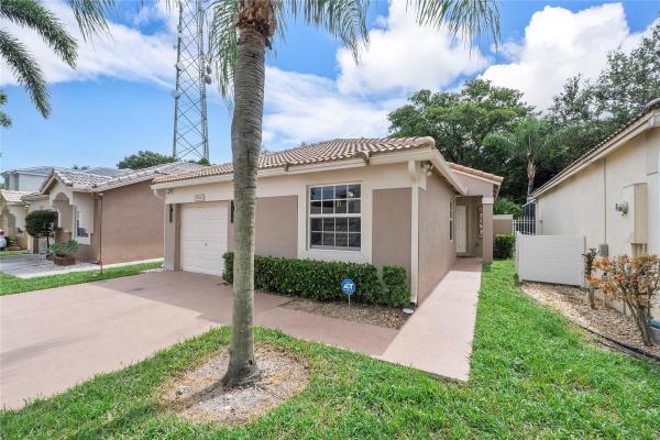 Eagle's Cay, 5844 Eagle Cay Ter, Coconut Creek, Florida 33073, image 1
