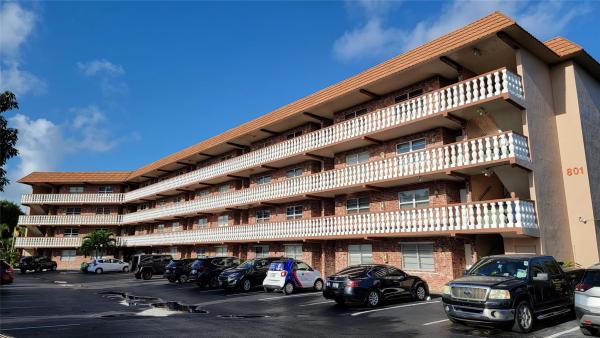 Camelot Shores, 801 NE 18th Ct #404, Fort Lauderdale, Florida 33305, image 1