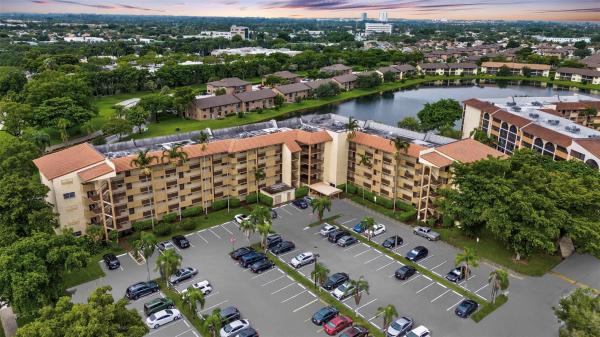 Sunrise Island, 3905 N Nob Hill Rd #208, Sunrise, Florida 33351, image 1