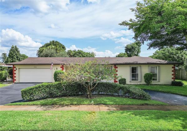 Kimberly Forest, 6710 SW 6th St, Margate, Florida 33068, image 1