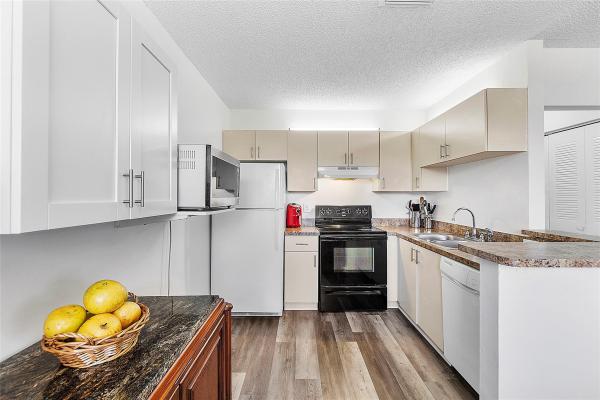 Country Park, 2834 Coral Springs Dr #2834, Coral Springs, Florida 33065, image 1