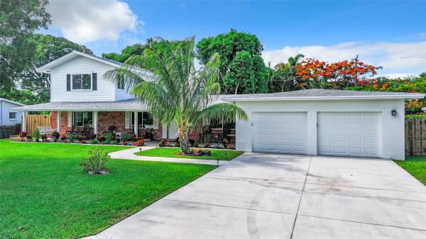 Sunset Manors, 427 NE 27th St, Wilton Manors, Florida 33334, image 1