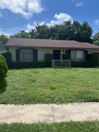 Homes At Lawrence, 7101 Glenwood Dr, Boynton Beach, Florida 33462, image 1