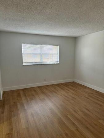 Blueberry Hill, 5653 Blueberry Ct #2, Lauderhill, Florida 33313, image 3
