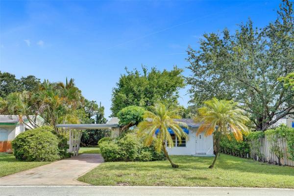 13 Urban Place, 1273 NE 37th St, Oakland Park, Florida 33334, image 1