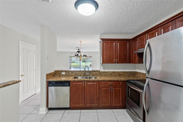 Santa Cruz, 9831 Kamena Cir, Boynton Beach, Florida 33436, image 1