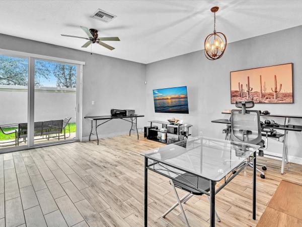 Pine Bay, 5529 NW 90th Ave, Sunrise, Florida 33351, image 2