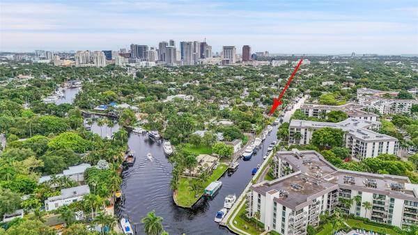 Viniks, 911 SW 11th Ave, Fort Lauderdale, Florida 33315, image 1