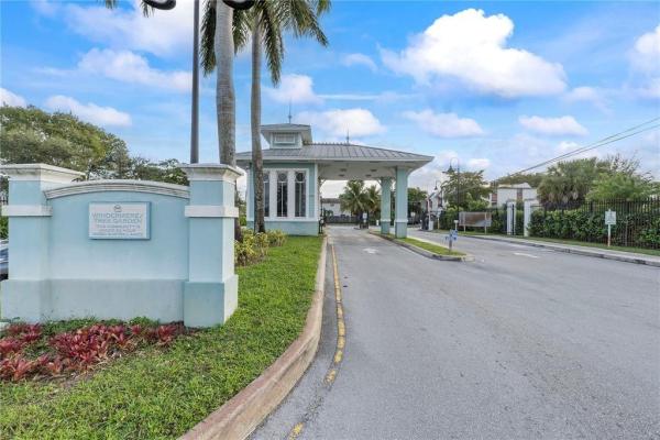 Windermere, 5201 NW 18th St #2F, Lauderhill, Florida 33313, image 1
