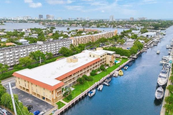The Caravel, 1700 SE 15th St #206, Fort Lauderdale, Florida 33316, image 2
