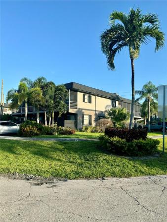 Crossroads, 1831 NE 51st St, Fort Lauderdale, Florida 33308, image 1