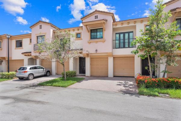 Grand Cypress, 6136 Grand Cypress Cir E #6136, Coconut Creek, Florida 33073, image 1