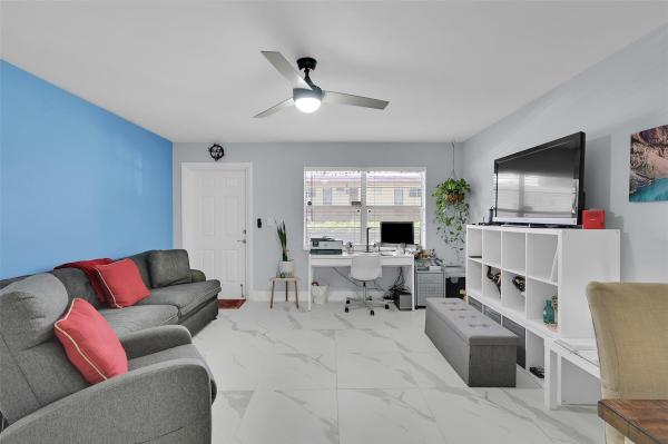 Oriole Gardens 3, 7360 NW 1st St #104, Margate, Florida 33063, image 1