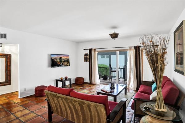 Las Olas Manor, 1212 SE 2nd Ct #201, Fort Lauderdale, Florida 33301, image 1