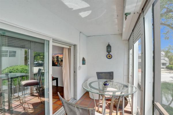 Las Olas Manor, 1212 SE 2nd Ct #201, Fort Lauderdale, Florida 33301, image 3