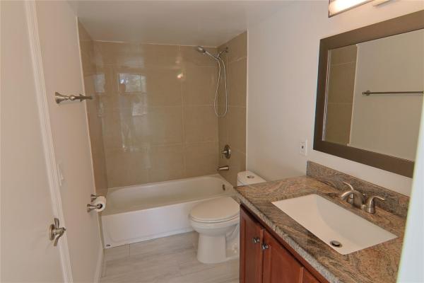 Lakeside At Delray, 2025 Lavers Cir #D101, Delray Beach, Florida 33444, image 1