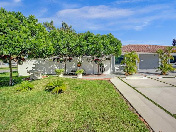 Crestview, 1500 NE 4th St, Pompano Beach, Florida 33060, image 1