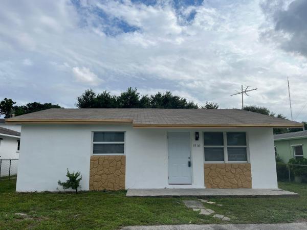 Hyde Park, 4700 SW 25th St, West Park, Florida 33023, image 1