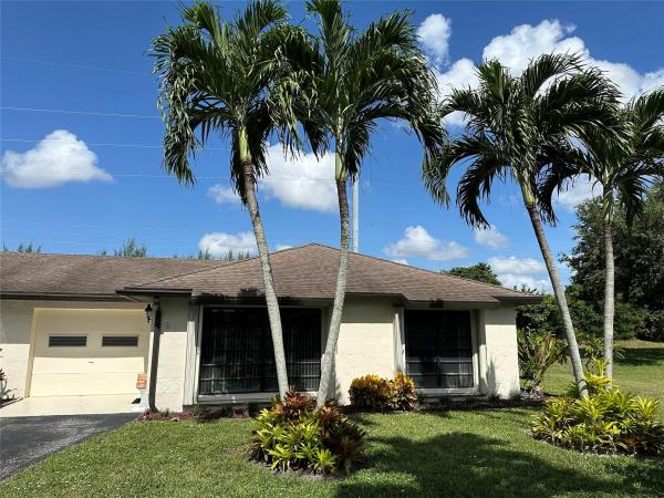 Greentree Villas, 4964 Dovewood Rd #B, Boynton Beach, Florida 33436, image 1