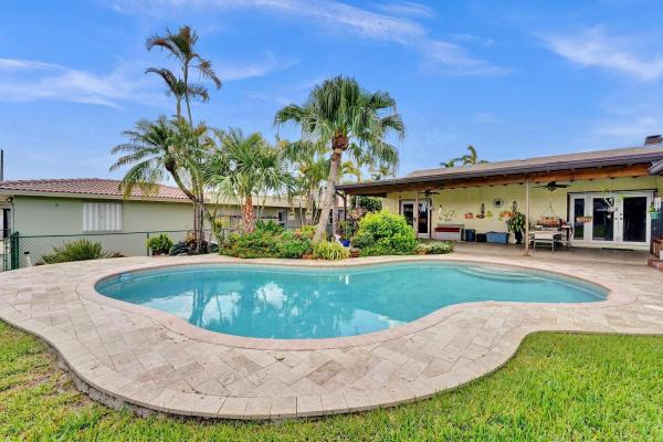 Dania Golf View, 211 SE 2nd Ter, Dania Beach, Florida 33004, image 1