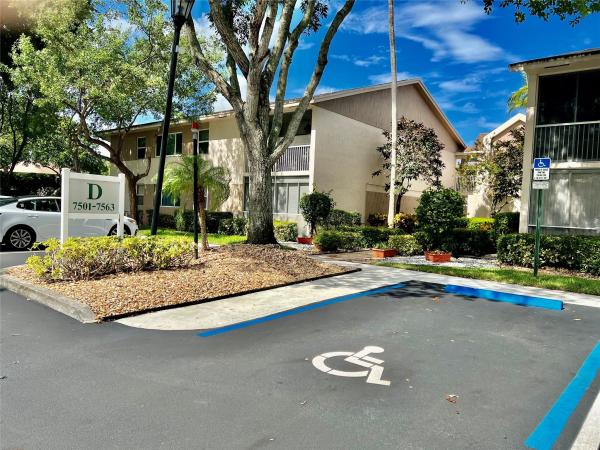 Trent At Kings Point, 7557 Trent Dr #213, Fort Lauderdale, Florida 33321, image 1