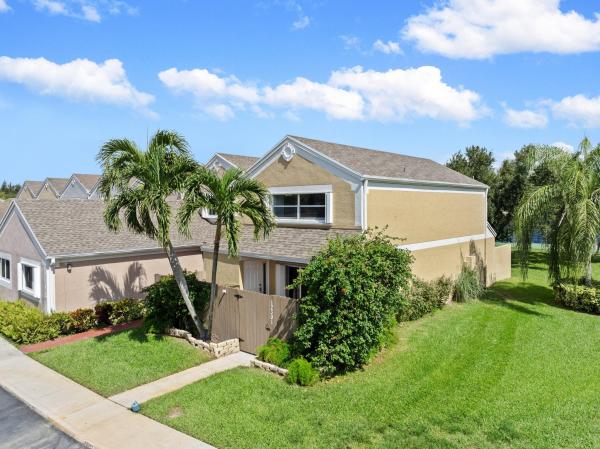 Flamingo Villas At Pembroke Lakes, 12301 NW 14th St #12301, Pembroke Pines, Florida 33026, image 1