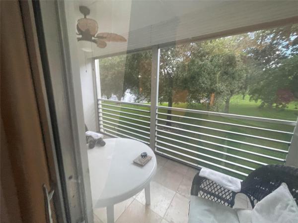 Lucaya Village, 2202 Lucaya Bnd #L2, Coconut Creek, Florida 33066, image 1