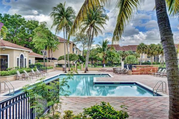 Visconti, 9088 W Atlantic Blvd #527, Coral Springs, Florida 33071, image 1