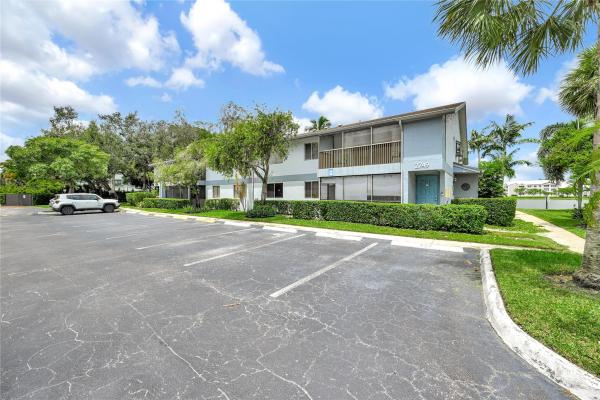 The Lakes Of Oakland Forest, 2749 S Oakland Forest Dr #204, Oakland Park, Florida 33309, image 1