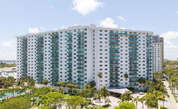 Oceanview B, 19380 Collins Ave #516, Sunny Isles Beach, Florida 33160, image 1