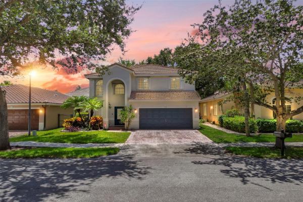 Sandpiper Landing, 5116 Heron Pl, Coconut Creek, Florida 33073, image 1