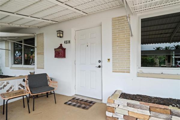 Mainlands Of Tamarac Lakes, 4514 NW 49th Dr, Tamarac, Florida 33319, image 3