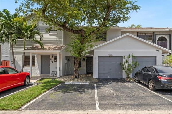 Southbridge At Pembroke Pointe, 242 NW 106th Ave #242, Pembroke Pines, Florida 33026, image 1