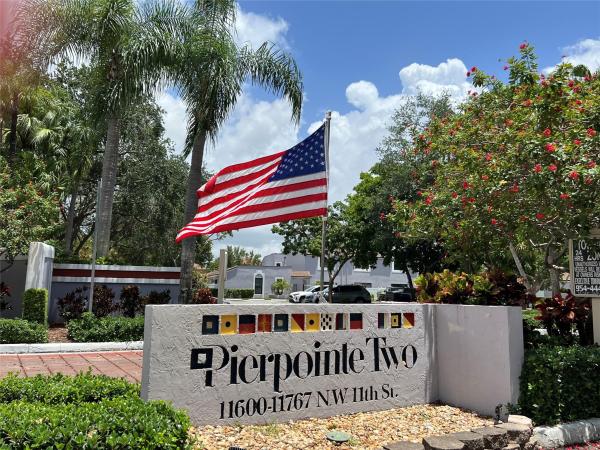 The Provinces Of Pierpointe At Pembroke Lakes, 11611 NW 11th St #11611, Pembroke Pines, Florida 33026, image 1