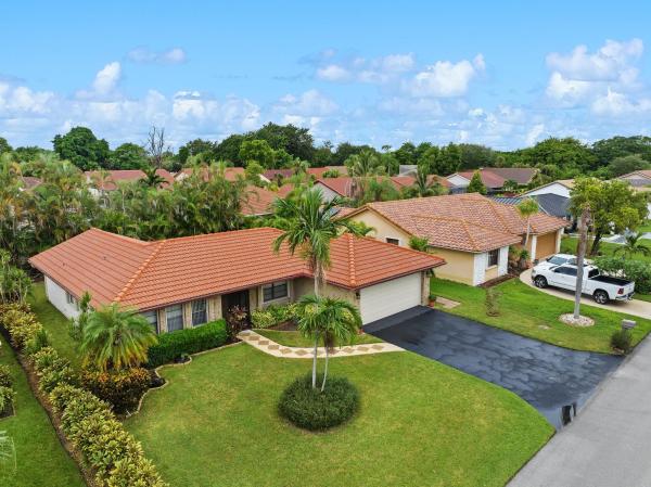 Lakewood At Woodmont, 8630 NW 83rd St, Tamarac, Florida 33321, image 1