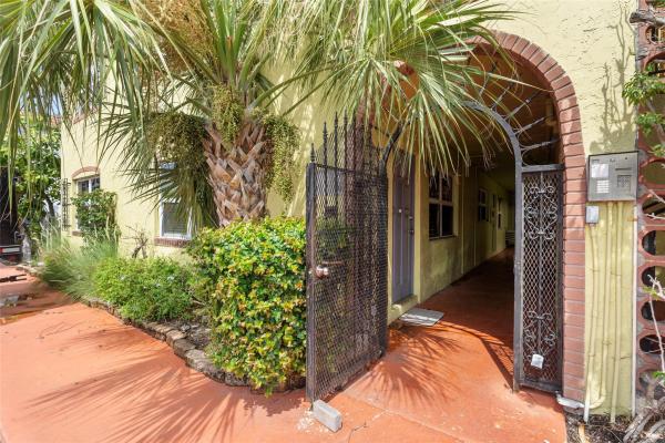 Southdale, 1100 NE 9th Ave #107, Fort Lauderdale, Florida 33304, image 1