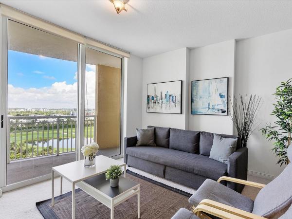 Duo West, 1745 E Hallandale Beach Blvd #1001 W, Hallandale Beach, Florida 33009, image 1