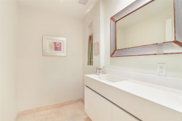 Jackson Tower Las Olas, 100 S Birch Rd #802, Fort Lauderdale, Florida 33316, image 1