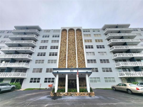 Meadowbrook Towers, 401 NE 14th Ave #306, Hallandale Beach, Florida 33009, image 1