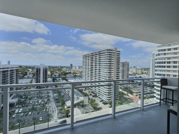 Parker Plaza Estates, 2030 S Ocean Dr #1626, Hallandale Beach, Florida 33009, image 3