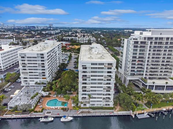 East Point Towers, 1170 N Federal Hwy #302, Fort Lauderdale, Florida 33304, image 1