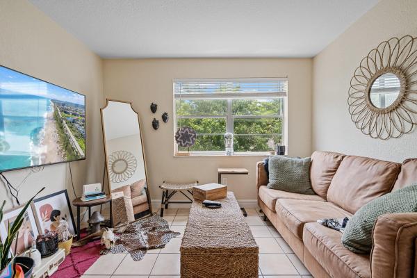 Village Homes & Condos At Palmetto Bay, 17255 SW 95th Ave #356, Palmetto Bay, Florida 33157, image 1