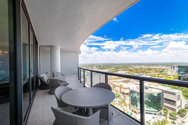 100 Las Olas, 100 E Las Olas Blvd #3001, Fort Lauderdale, Florida 33301, image 1