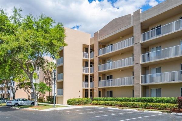 Weldon, 9525 Weldon Cir #202, Tamarac, Florida 33321, image 1