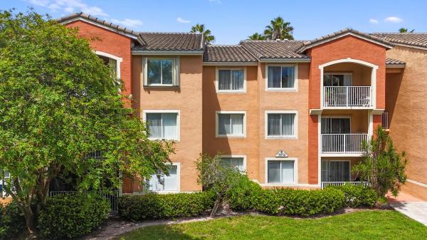 Riviera Palms, 3874 Lyons Rd #305-6, Coconut Creek, Florida 33073, image 1