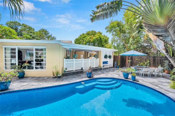 Norfolk Gardens, 700 NE 15th Ct, Fort Lauderdale, Florida 33304, image 1