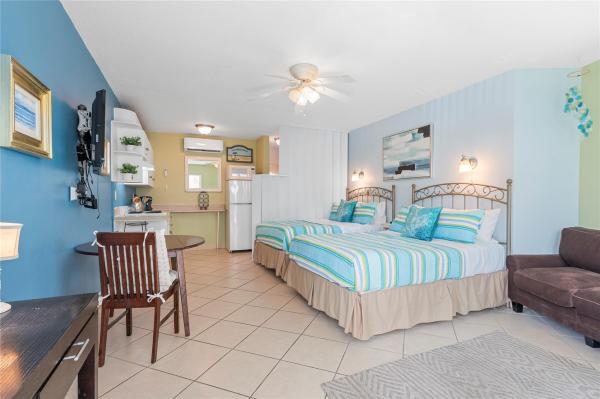 Southern Seas, 4520 El Mar Dr #31, Fort Lauderdale, Florida 33308, image 1