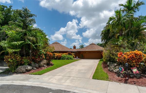 Pebble Creek At Jacaranda, 700 S Old Nob Hill Rd, Plantation, Florida 33324, image 1
