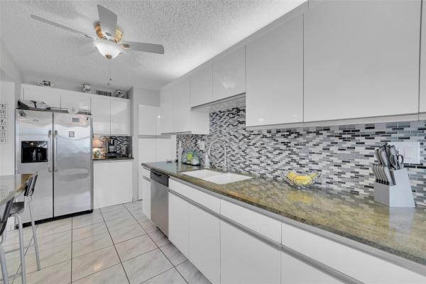 Stratford Towers, 1401 S Ocean Dr #501, Hollywood, Florida 33019, image 2
